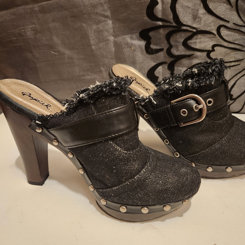 Qupid black studded heels